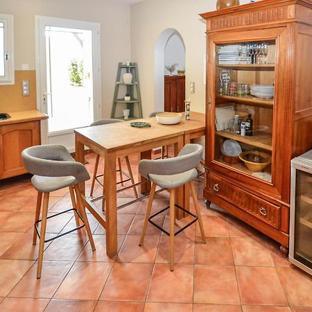 3 Bedroom Awesome Home In Chateuneuf De Gadagne Chateauneuf-de-Gadagne Luaran gambar