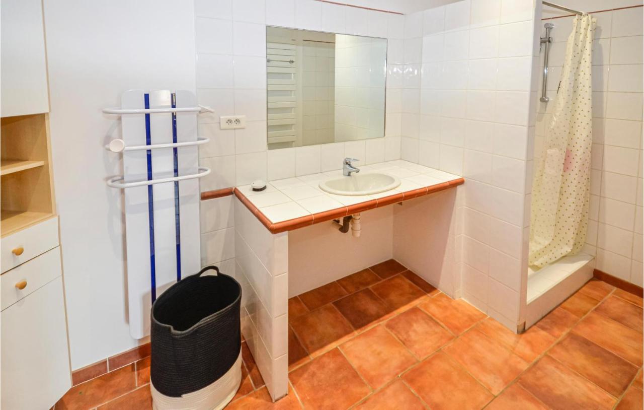 3 Bedroom Awesome Home In Chateuneuf De Gadagne Chateauneuf-de-Gadagne Luaran gambar