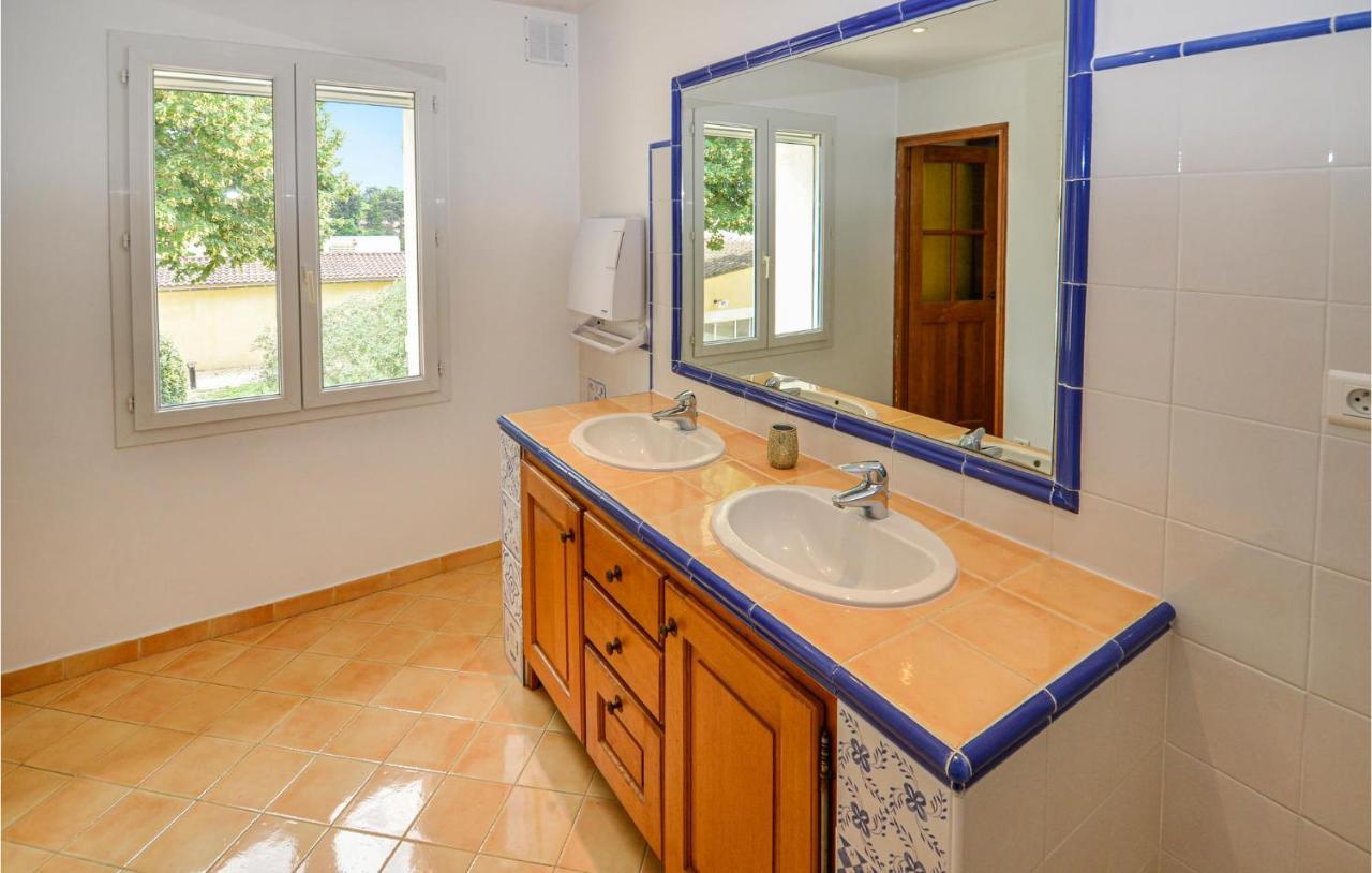 3 Bedroom Awesome Home In Chateuneuf De Gadagne Chateauneuf-de-Gadagne Luaran gambar