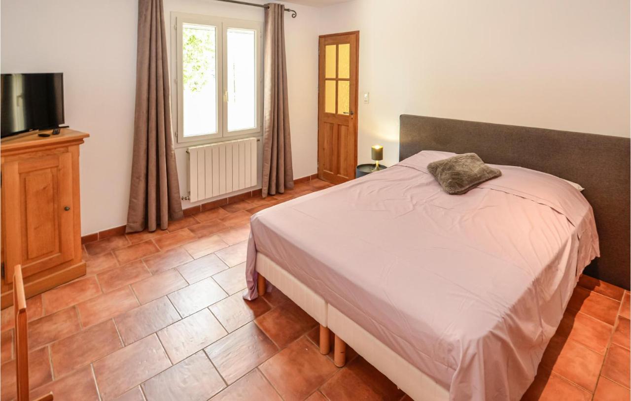 3 Bedroom Awesome Home In Chateuneuf De Gadagne Chateauneuf-de-Gadagne Luaran gambar